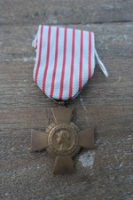 Médaille croix combattant d'occasion  Ceyrat