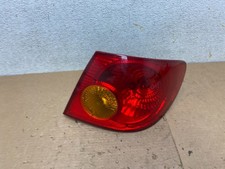 Lanterna traseira lateral direita passageiro Toyota Corolla 2003 a 2005 fabricante de equipamento original P5304 DW comprar usado  Enviando para Brazil