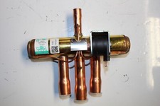 Fonte 1 Bomba de Calor Válvula de Inversão SHF-20A-46 P/N 518955 HVAC NOVA CAIXA ABERTA comprar usado  Enviando para Brazil