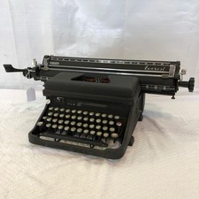 Macchina scrivere vintage usato  Cambiago