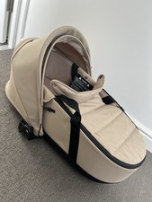 Babyzen yoyo2 bassinet for sale  UK