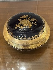 Usado, Bonbonera De Porcelana De Limoges Con Decoración Floral Azul De Horno Y Oro comprar usado Usado, Bonbonera De Porcelana De Limoges Con Decoración Floral Azul De Horno Y Oro comprar usado  Enviando para Brazil