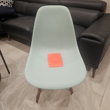 Herman miller eames for sale  San Fernando