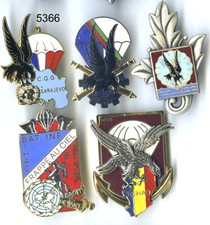 5366l lot badges d'occasion  Expédié en Belgium