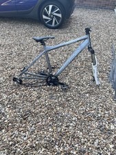 Saracen mantra bike for sale  LEIGHTON BUZZARD