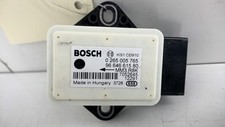 Calculateur boitier electroniq d'occasion  Villegusien-le-Lac