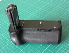 E11 battery grip for sale  KILMARNOCK