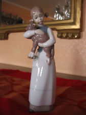 Porcelaine lladro jeune d'occasion  Aix-les-Bains