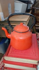 Théière ancienne rouge d'occasion  Bardos
