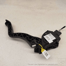 967143380 pedale acceleratore usato  Italia