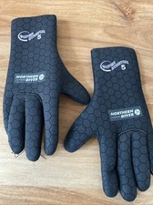 Northern diver gloves for sale  BEDFORD