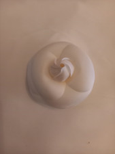 Camélia blanc chanel d'occasion  Paris XIX