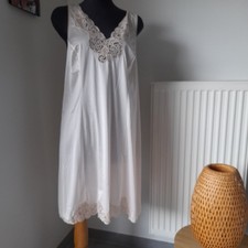 combinaison fond robe combinaison fond robe d'occasion combinaison fond robe combinaison fond robe d'occasion  Metz-