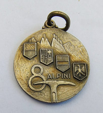 Alpini de Gemona 8° Battaglione Distintivo medaglia o là o Rompi, usado comprar usado  Enviando para Brazil