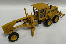 Modelo de brinquedo trator Norscot 2247 Caterpillar Cat 140H motoniveladora com rodas (A15) comprar usado  Enviando para Brazil