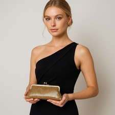 Micro bolsa de ombro de malha dourada chainmail, usado comprar usado Micro bolsa de ombro de malha dourada chainmail, usado comprar usado  Enviando para Brazil