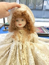 Bambola porcellana vestito usato  Roma