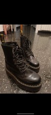 Anfibi dottor martens usato  Andora