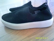 ladies velcro trainers 6 for sale  BASINGSTOKE