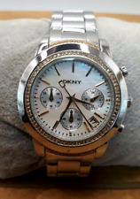 Relógio DKNY NY8588 (111-204) 5 ATM mostrador perolado strass (funcionando), usado comprar usado  Enviando para Brazil