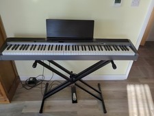 Casio privia 320 for sale  HEMEL HEMPSTEAD