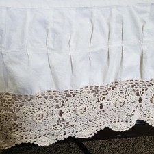 Vtg bedskirt full for sale  Walford