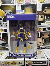 Boneco DC Collectibles Batman DC Essentials #10 Batgirl 7” com mãos extras comprar usado  Enviando para Brazil