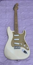 Chitarra fender stratocaster usato  Mondolfo