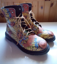 Botas florais pretas femininas "Yes We Vibe"/tamanho 12,5 ou 47 comprar usado  Enviando para Brazil