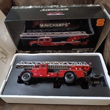Minichamps camion pompier d'occasion  Saint-Quentin