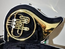 Holton French Horn com estojo de transporte - H650 - #4 comprar usado  Enviando para Brazil