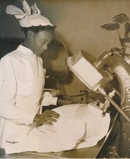 Paris 1951 laundromat d'occasion  Expédié en Belgium