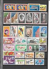 Lot timbres neufs d'occasion  Neuville-en-Ferrain