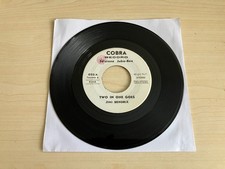 Jimi hendrix two usato  Varese