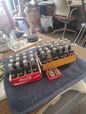 * CAIXA VINTAGE DE MINI GARRAFAS DE COCA COLA * comprar usado  Enviando para Brazil