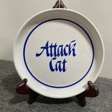 Pires de comida Attack Cat cerâmica grés branco azul caligrafia 6,5” comprar usado  Enviando para Brazil