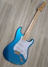 Guitarra elétrica Fender Strat azul metálico 2024 Sratocaster com gigbag acolchoado comprar usado  Enviando para Brazil