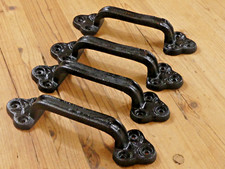 Large handles barn for sale  Lincoln