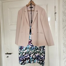Tolles kostüm riani gebraucht kaufen  Nienhagen