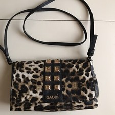 Borsa tracolla donna usato  Vaiano Cremasco