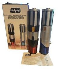 Uncanny Star Wars sabre de luz elétrico moedor de sal e pimenta conjunto de 2, usado comprar usado  Enviando para Brazil