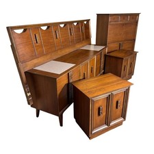Bassett mayan walnut for sale  Altus