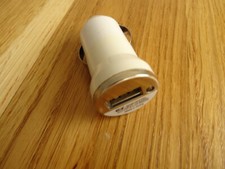 Auto Ladegerät USB Adapter Weiß comprar usado  Enviando para Brazil