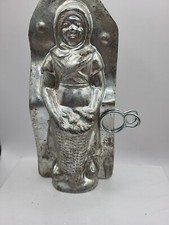 Molde de chocolate raro vintage senhora com cesta peça de roupa metal comprar usado  Enviando para Brazil