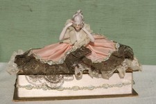 Demi figurine porcelaine d'occasion  France