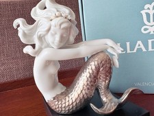 Statuina sirena serie usato  Spedire a Italy