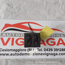 Blocco comandi alzacristalli usato  Italia