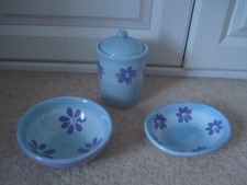 Bathroom dish set for sale  THATCHAM