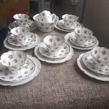 China tea set for sale  SALTBURN-BY-THE-SEA