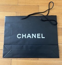 Bolsa de presente Chanel clássica preta sacola de papel vazia compras 17,3” X 14” X 4” comprar usado  Enviando para Brazil